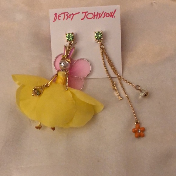 Betsey Johnson Fairy Bunny Mismatch Drop Earrings Crystal Accents NWT - Picture 3 of 12